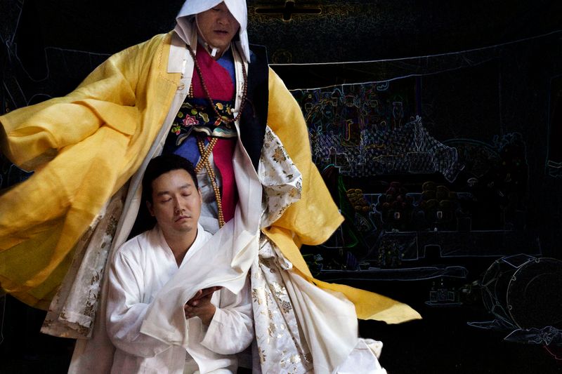 © Flore-aël SURUN - Image from the The Shaman with the Fan photography project