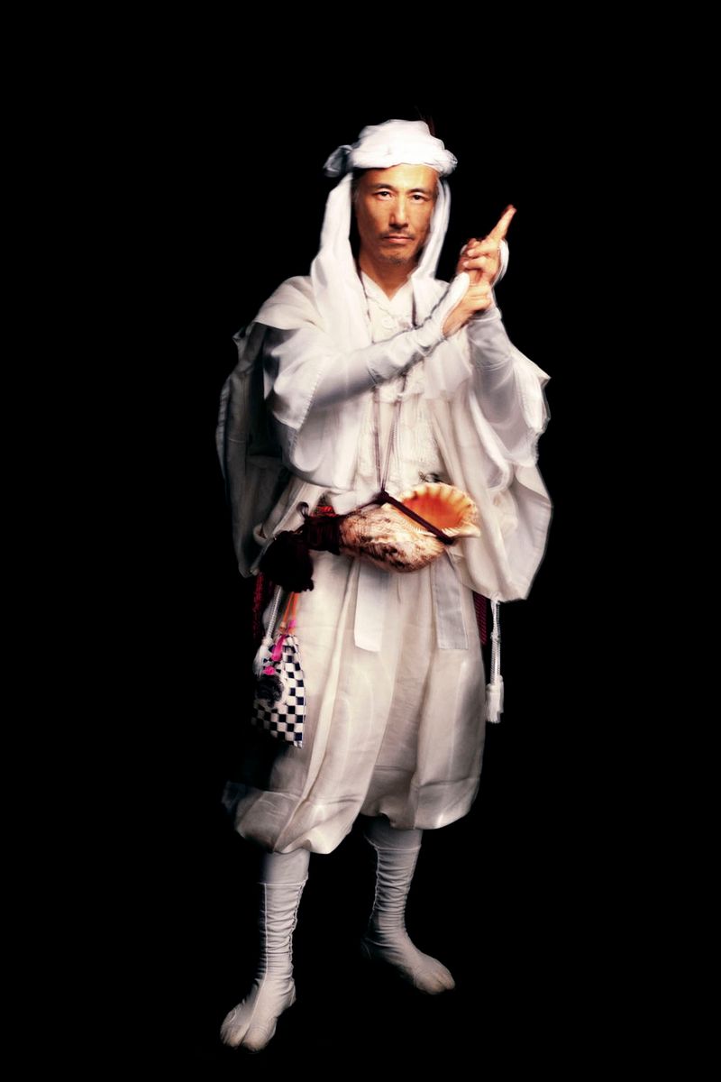 © Flore-aël SURUN - Image from the Shamans of the Circle of Wisdom photography project