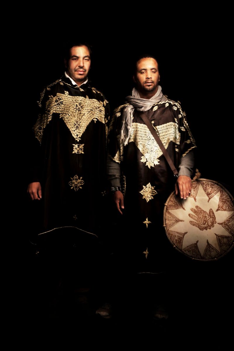 © Flore-aël SURUN - Musicians of the Ganoua tradition. Morocco.Genac, France.