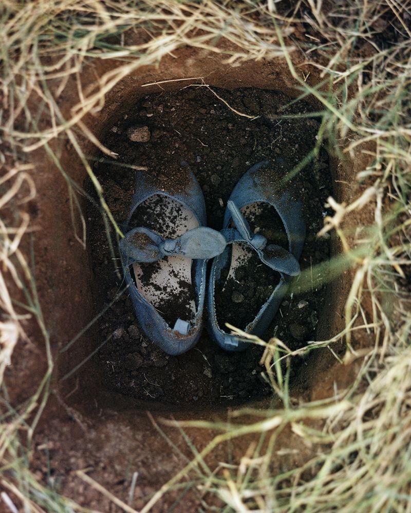 © Olivia Phare - Jephthah's Daughter, 2020 // 4x5 Kodak Portra, 160