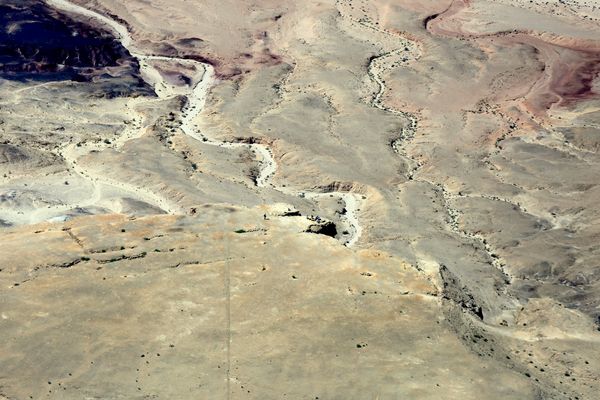 © Matya Shick - Image from the Ramon, an alien erosion crique photography project