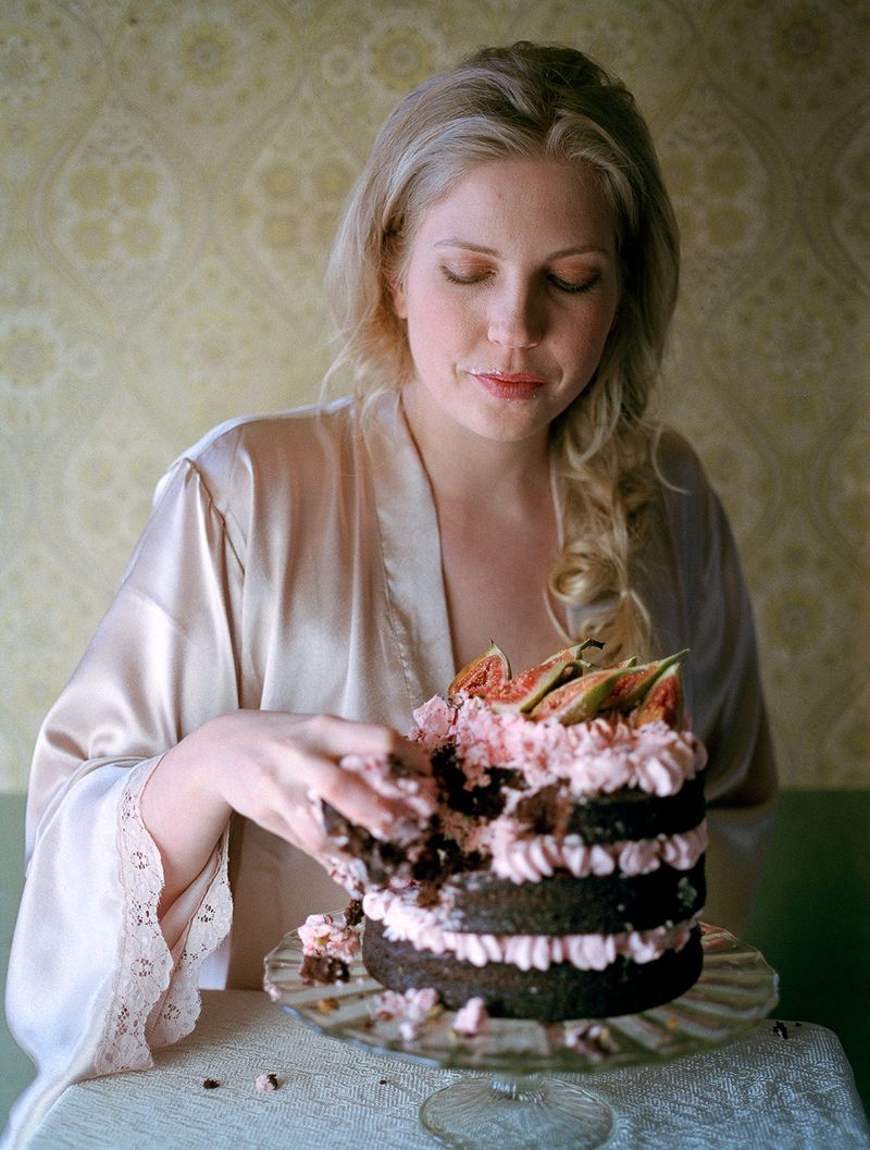 © Elsbeth Tijssen - Amsterdam, The Netherlands 2018. Chocolate cake. Styling: Henriëtte Tomassen & Marleen Maria Hair & makeup: Carmen Gonzalez