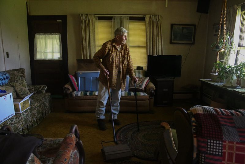 © Melissa Prieskorn - Image from the Uncle Bob photography project