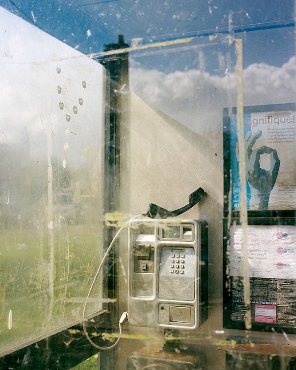 © Emily Graham - Phone booth, 2017.