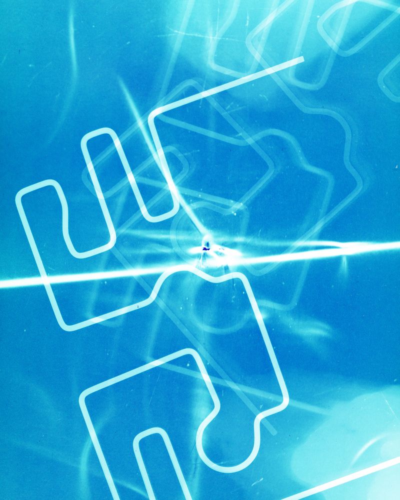 © Emily Graham - Tracing a buzzwire, 2022. Photogram.