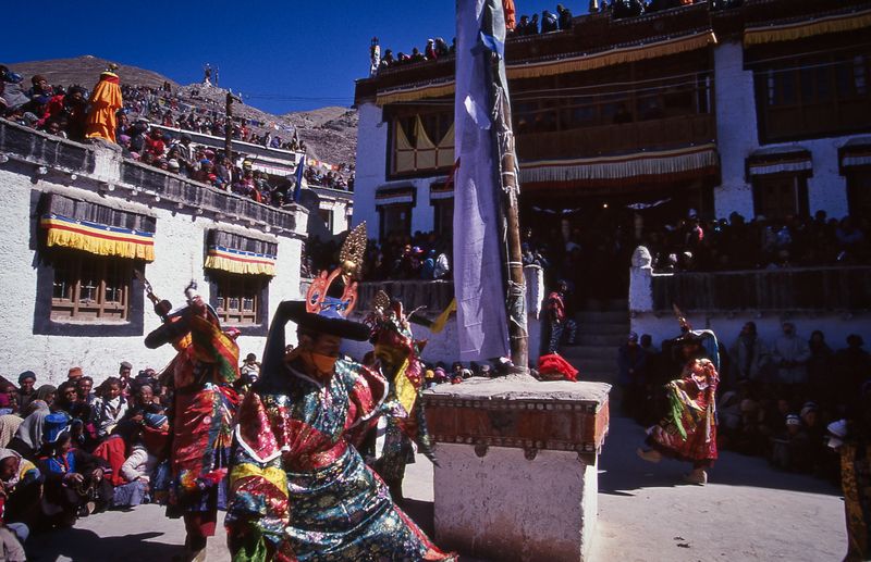 © Hwan Kim - Image from the My terrible fever- Ladakh 나의 지독한 열병- 라다크의 기록 photography project