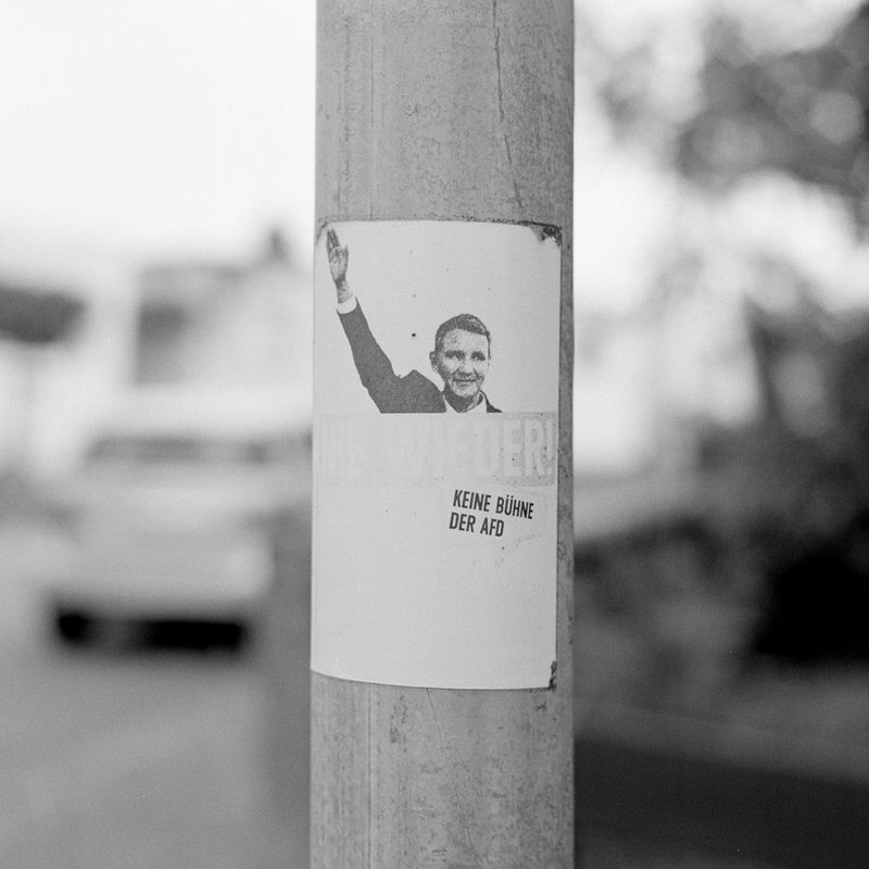 © Oscar McQuillan-Byrne - Anti-AFD sticker (Reads: "No platform for the AFD"). Torten Estate, Dessau, Germany.