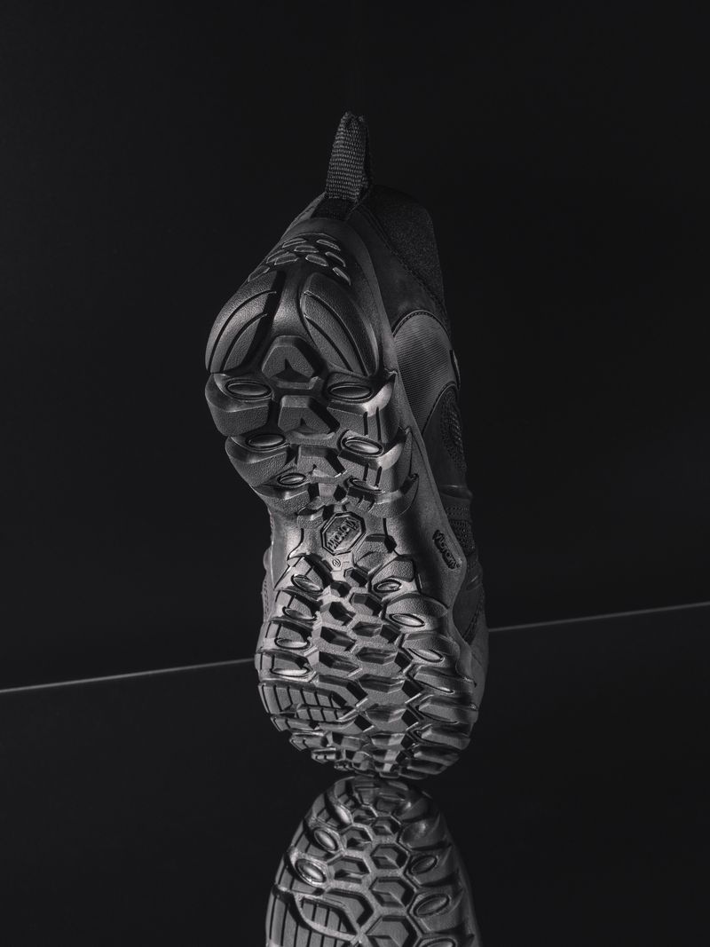 © Dongkyun Vak - Image from the Symptoms photography project