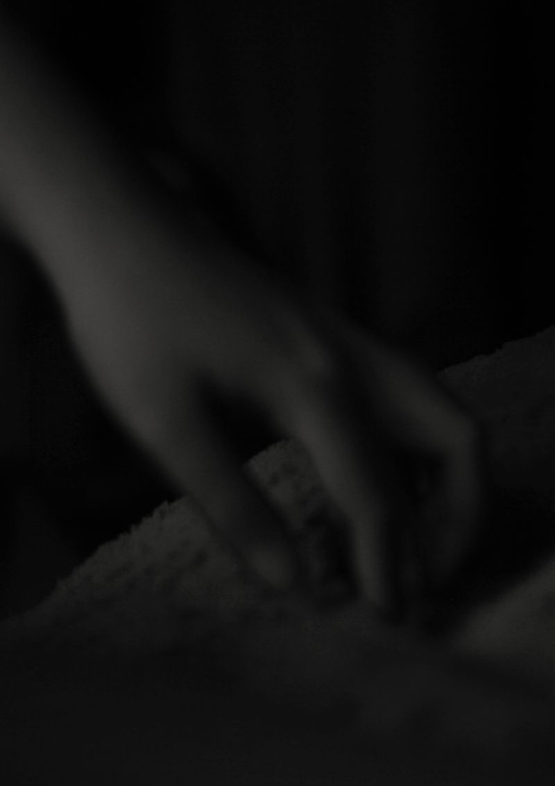 © Angela Galia - A quiet hand.