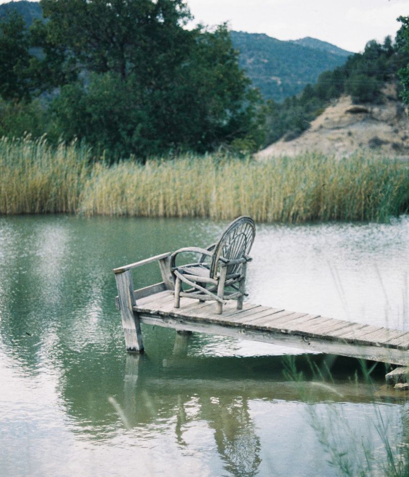 © Kimberly Wee Ebol - Image from the Mundane photography project