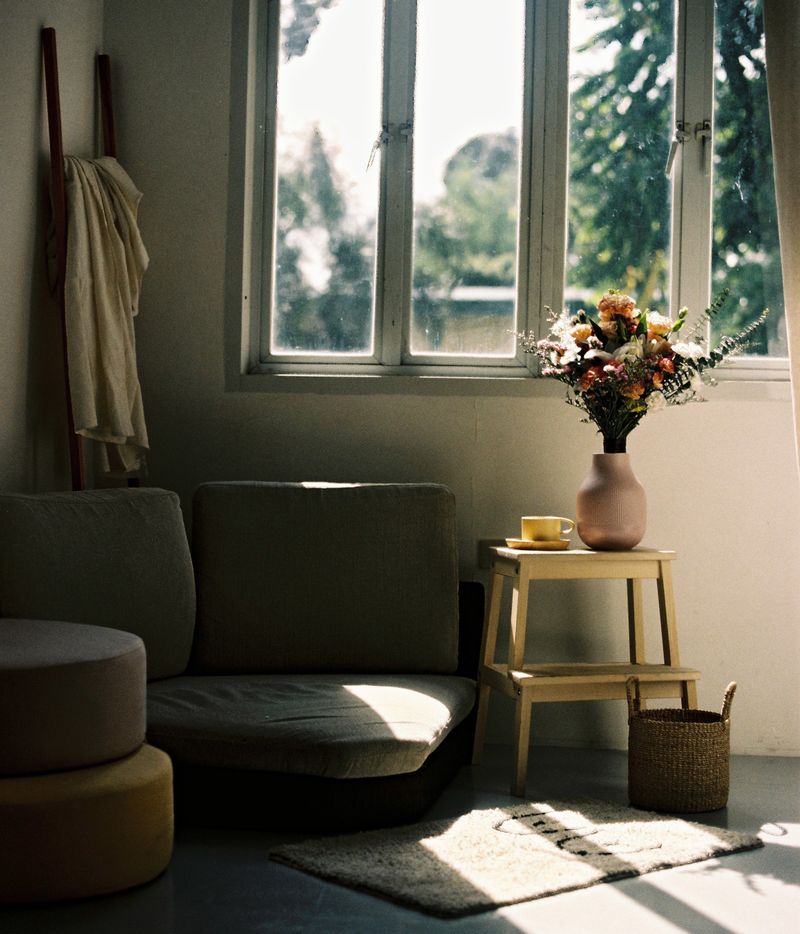 © Kimberly Wee Ebol - Image from the Mundane photography project