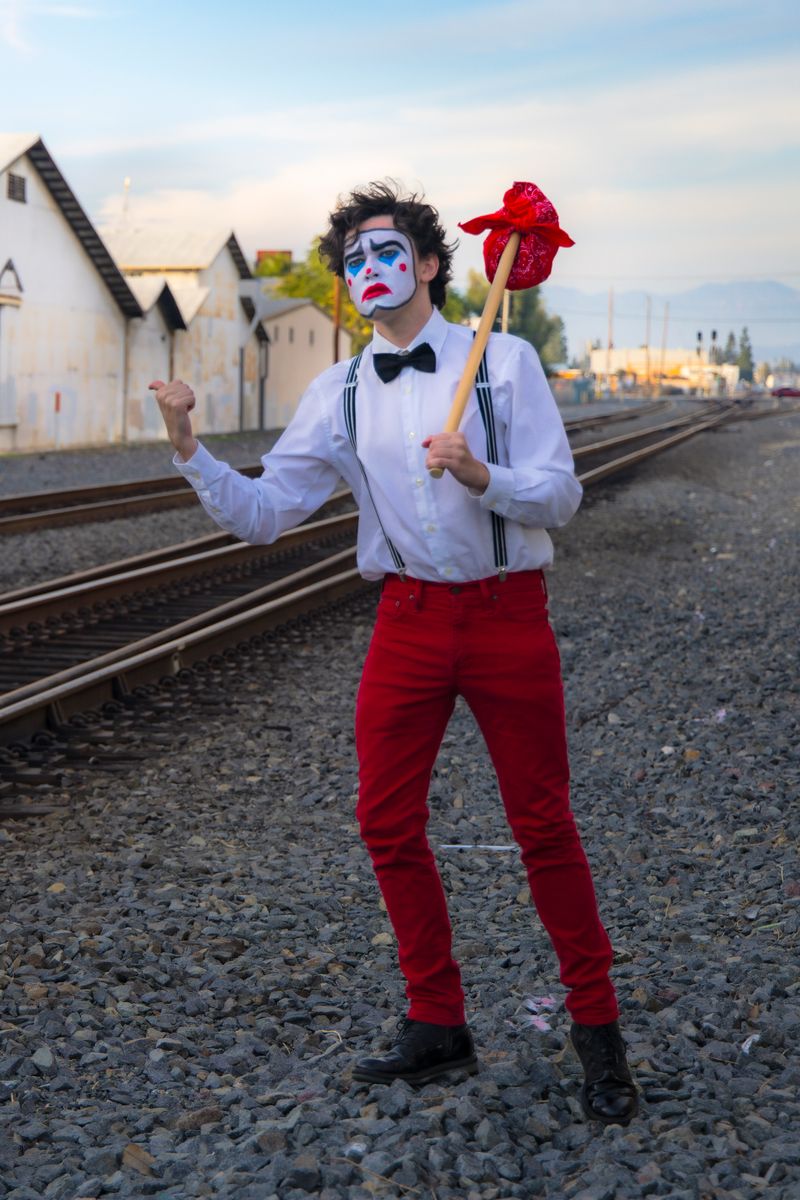 © Brandon Gremchuck - Hithchike