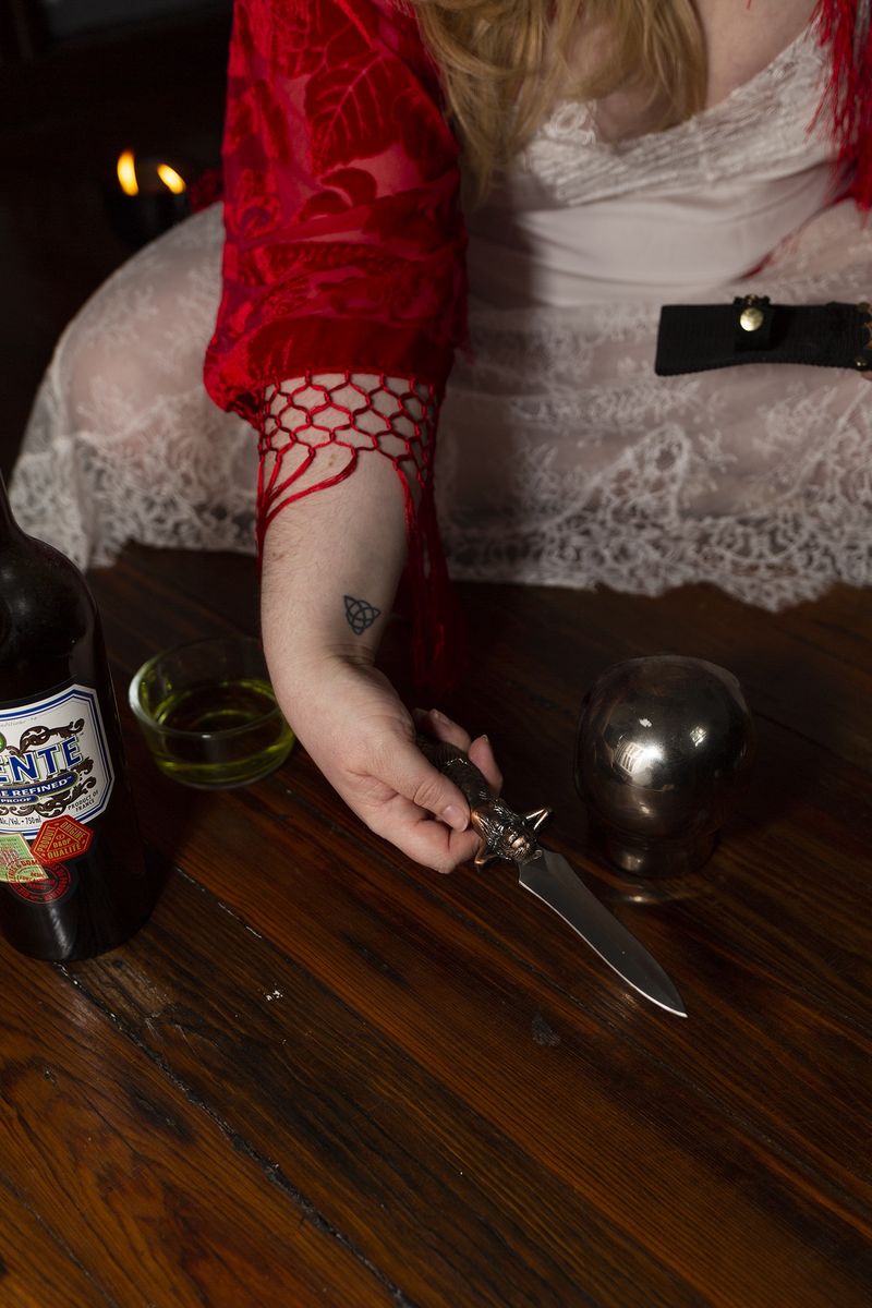 © Allison Stewart - Tonya Brown with athame, New Orleans, Louisiana. 2019