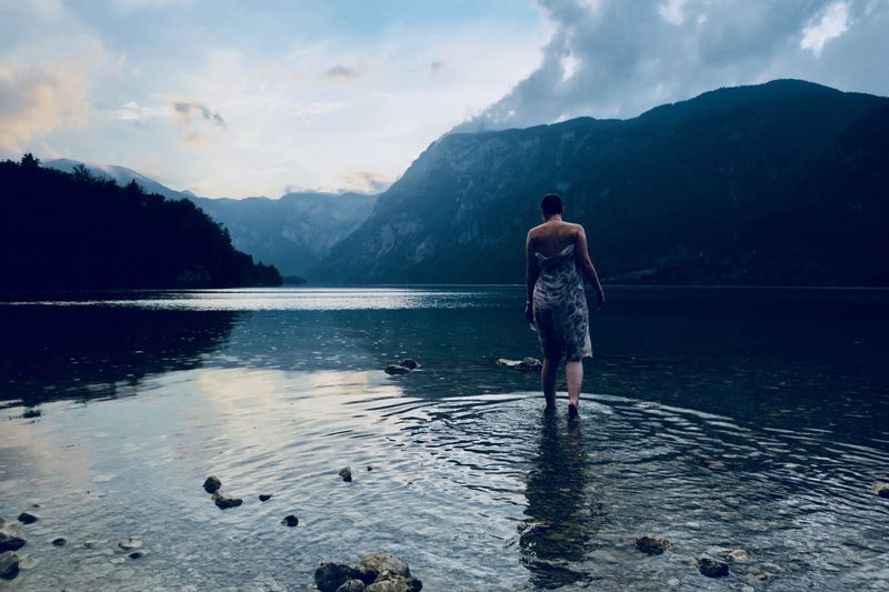 © Viktoria Binges - Walking on Water