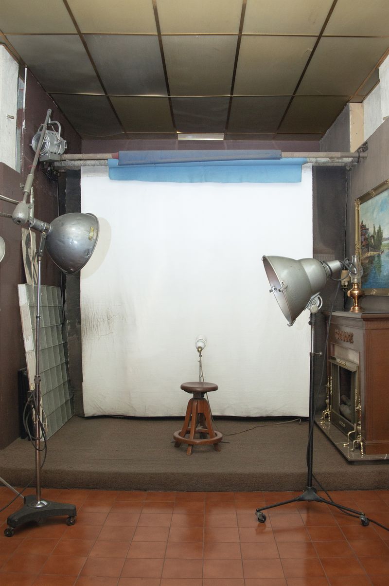 © Melba Arellano - Foto Regalos is one of the oldest photographic studio still opened in the city