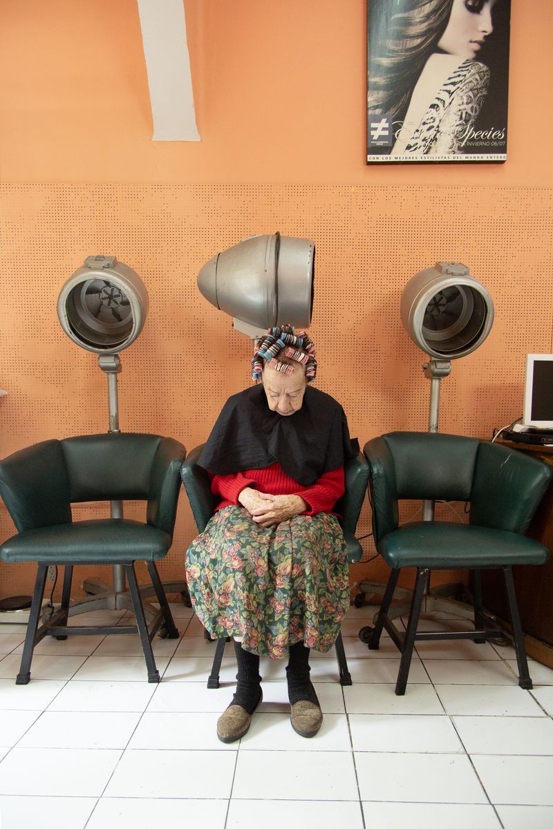 © Melba Arellano - Sala de belleza Ana María, a beauty salon opened in the 60´s.