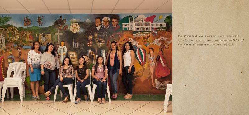 © Melba Arellano - Image from the THE MUNICIPAL PALACE photography project