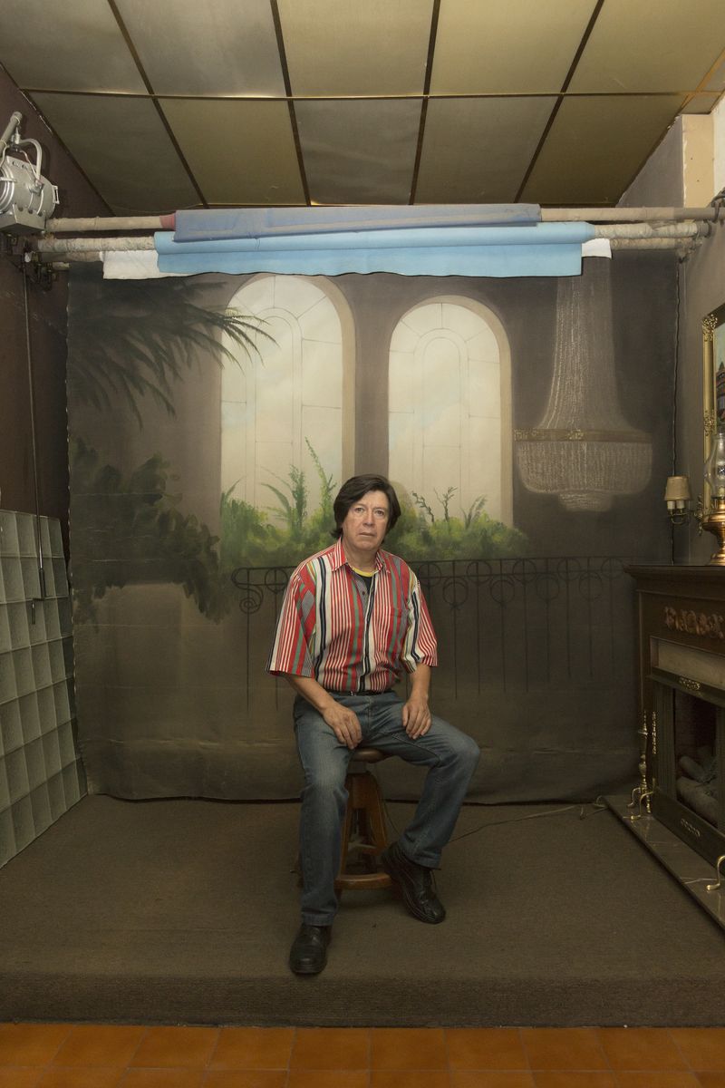 © Melba Arellano - "Mele Silver" Photo Studio II