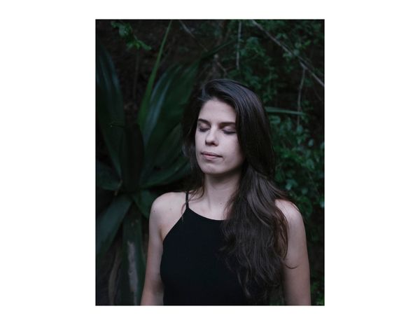 © Andrea Hernández Briceño - Liesl Hros Isler closes her eyes for a portrait in Caracas, Venezuela, on August 25, 2018