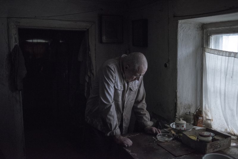 © Valery Melnikov - Image from the Gray Zone photography project