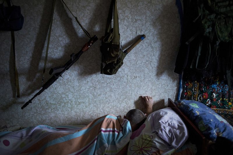 © Valery Melnikov - The pro -russian rebel sleeping in barracks