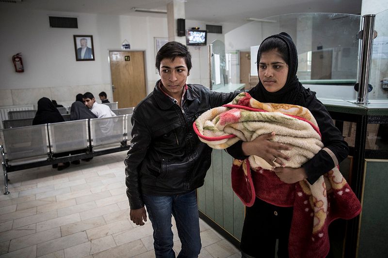 © Nazanin Tabatabaee Yazdi - Behzad's son frequently becomes ill because of lack of health care and food. Ali Asghar's healthcare costs are very high.