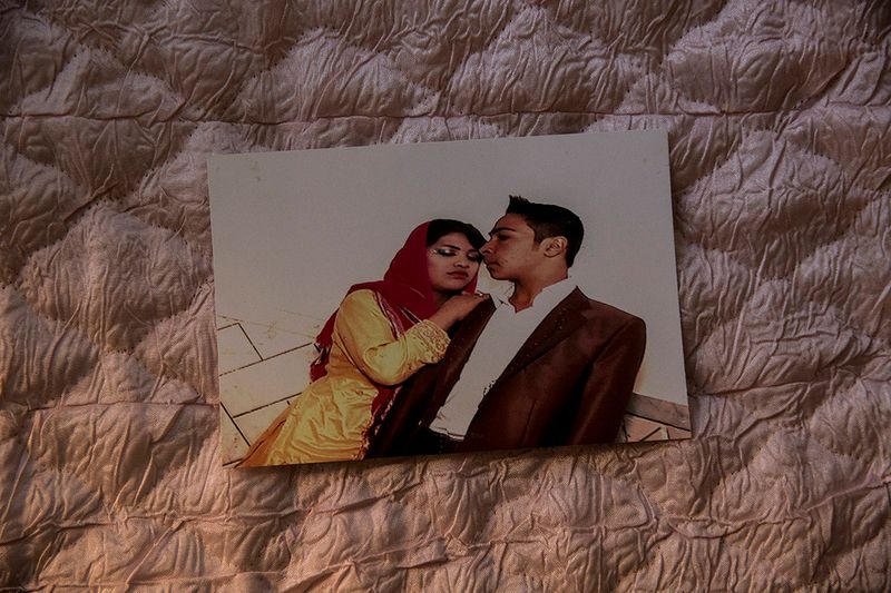 © Nazanin Tabatabaee Yazdi - Image from the Iran's youngest father photography project