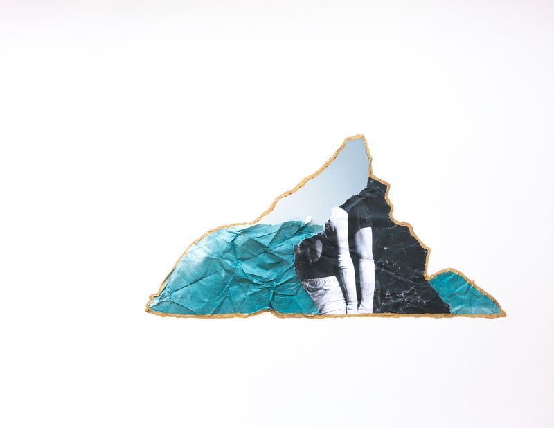 © Morvarid K - Ecotone 1 50x65cm Unique piece Fragmented photo prints on various paper, rice powder, urushi lacquer and 24ca gold powder