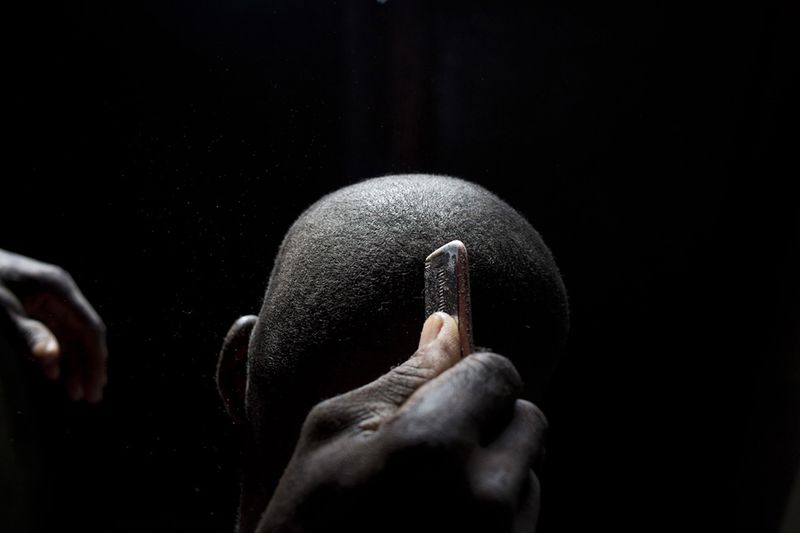 © Niru Kolectivo - Image from the the 3x8 behind the city photography project