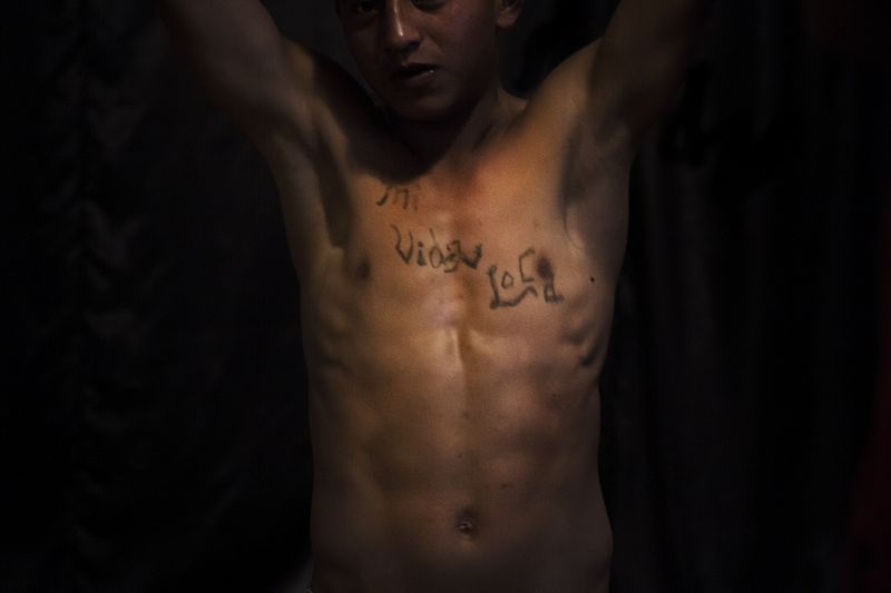 © Niru Kolectivo - Image from the the 3x8 behind the city photography project