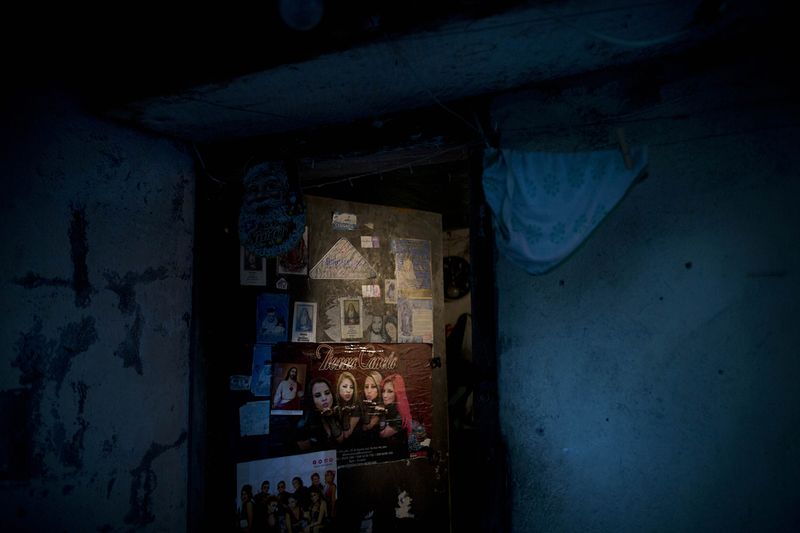 © Niru Kolectivo - Image from the the 3x8 behind the city photography project