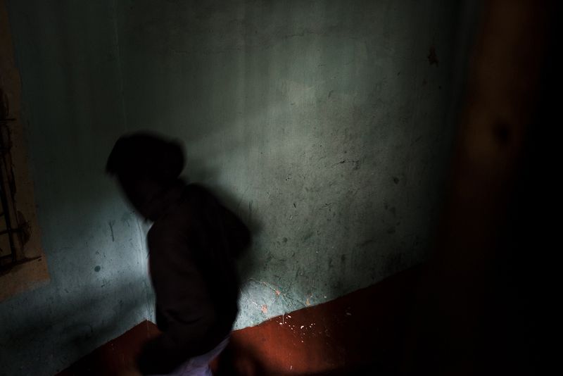 © Niru Kolectivo - Image from the the 3x8 behind the city photography project