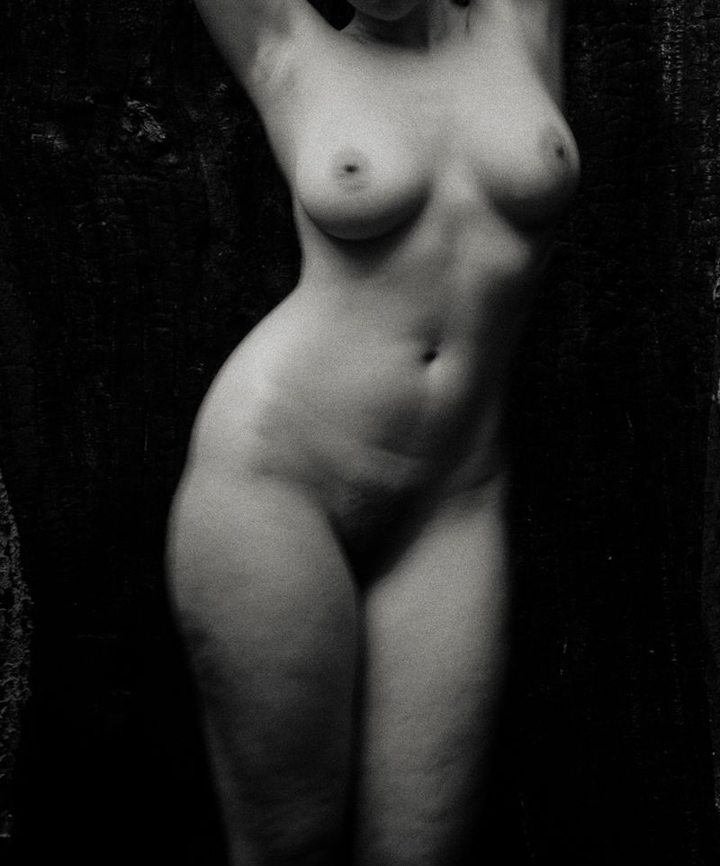 © Myscha Oréo - Image from the Nymphe de la Foret photography project