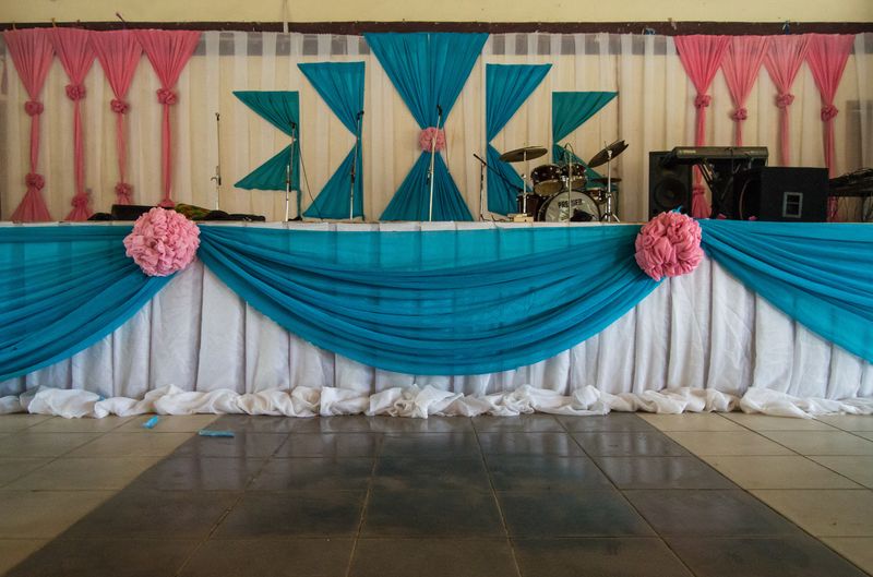 © Ọlájídé Ayẹni - Image from the Workers Behind the Design Yard photography project