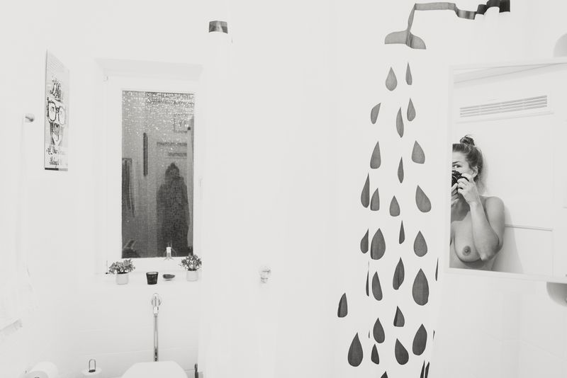 © Franziska Peters - My bathroom on a sleepless night.