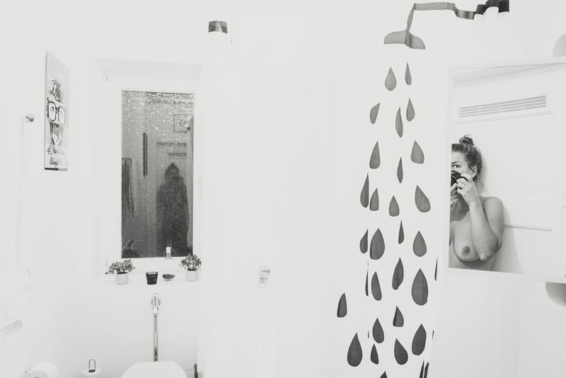 © Franziska Peters - My bathroom on a sleepless night.