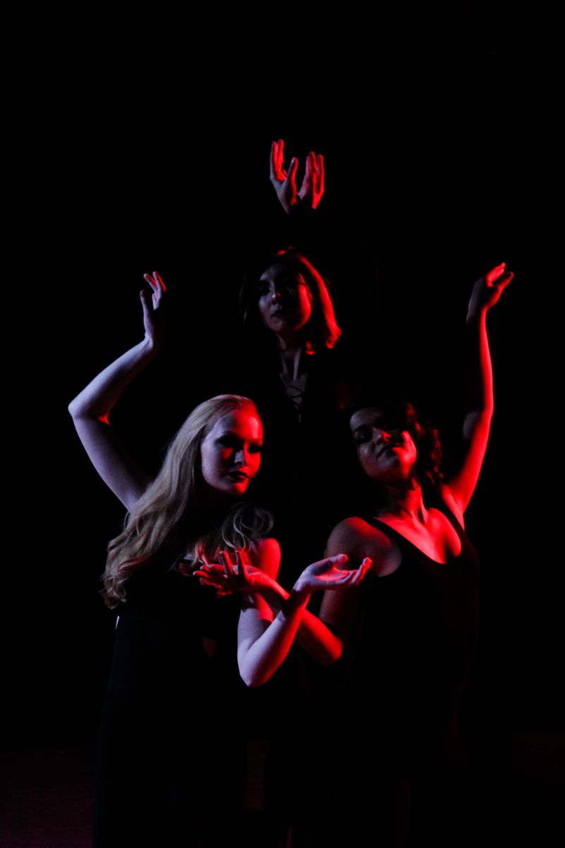 © Tabitha Camp - Image from the the weird sisters photography project