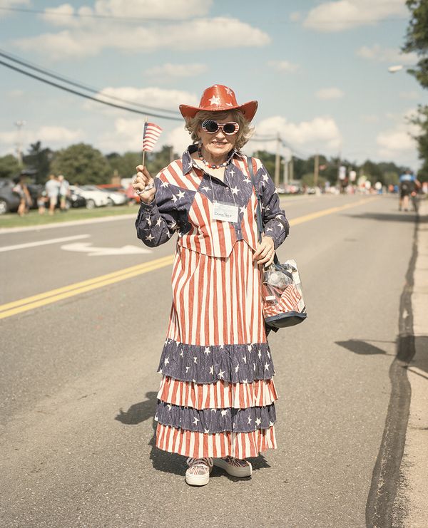 © Josie Gealer Ng - Image from the Twinsburg photography project