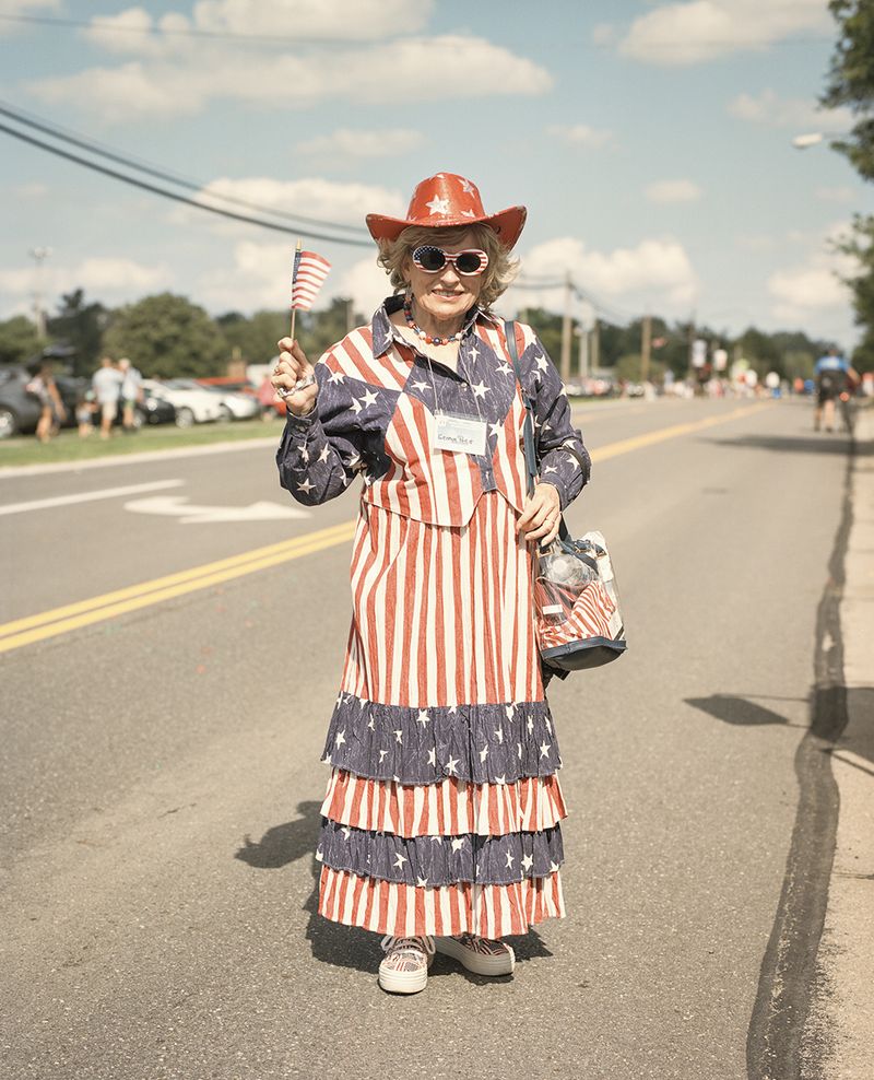 © Josie Gealer Ng - Image from the Twinsburg photography project
