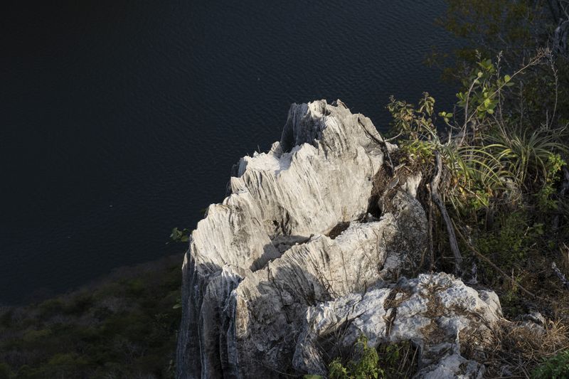 © Roberto Tondopó - Image from the OBAS: A genealogy of silence. photography project