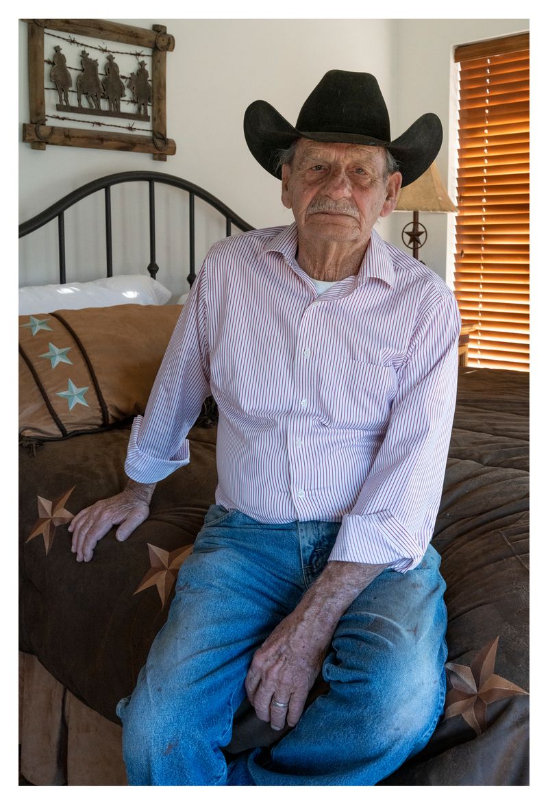 © Ute Behrend - Jim after the death of Sharon