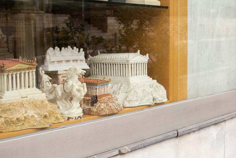 © Justina Leston - Untitled from the series "About myths and artificial creatures"