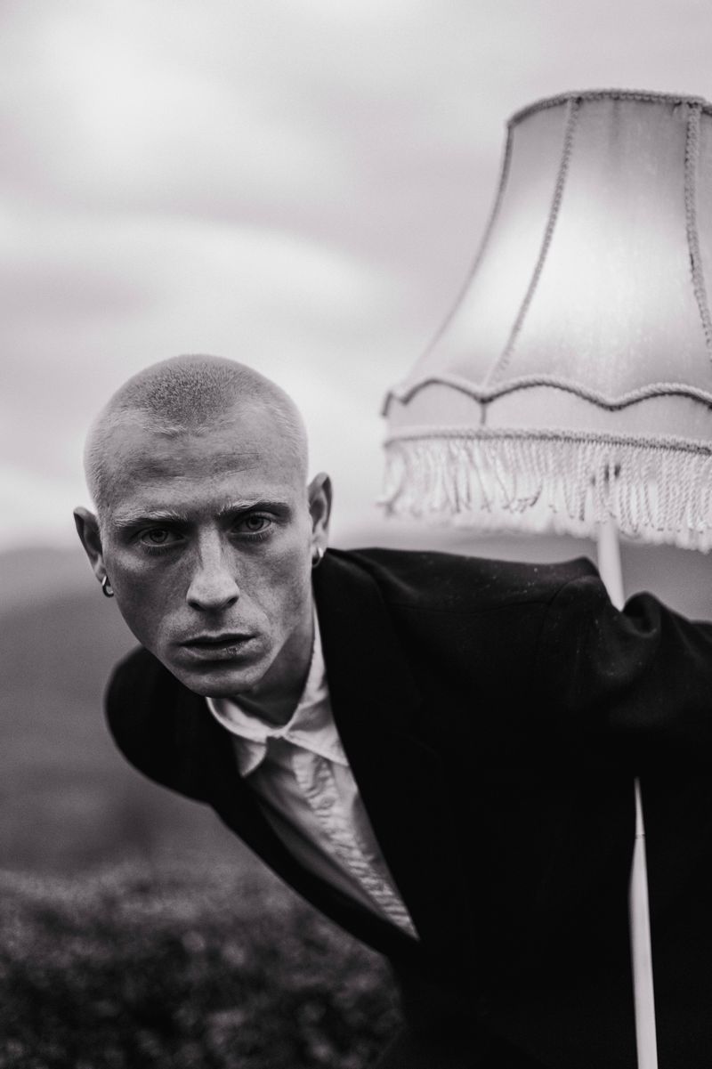 © Sasha Soboleva - Image from the There are places where the lights are always on because they feel like home. photography project