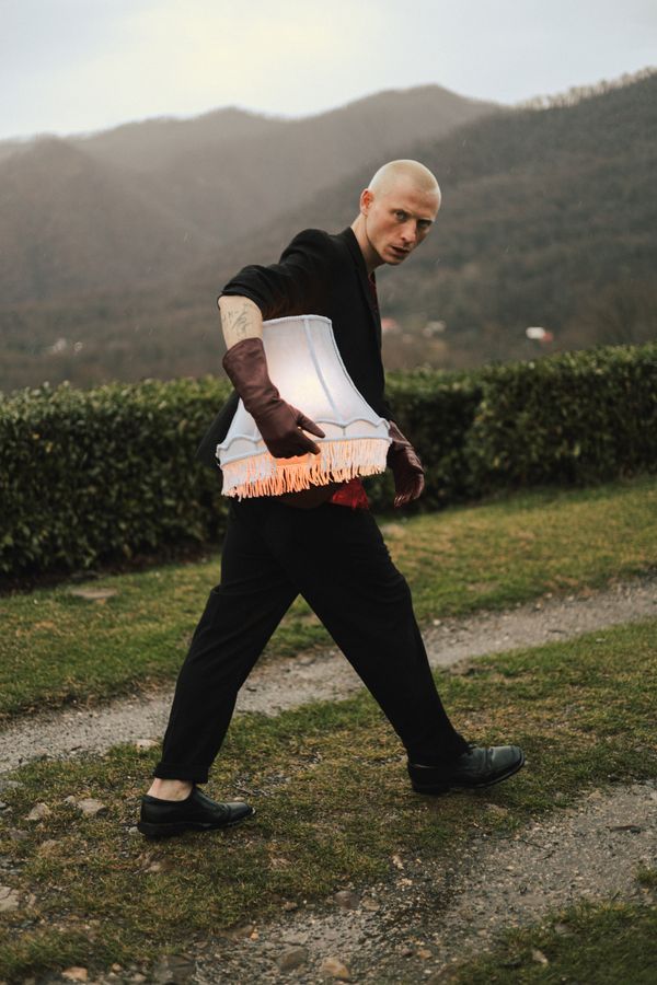 © Sasha Soboleva - Image from the There are places where the lights are always on because they feel like home. photography project