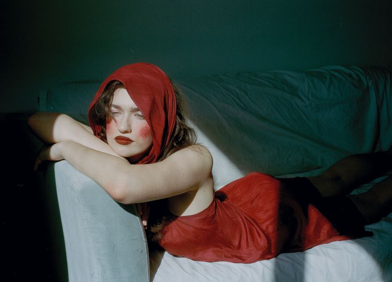 © Nur Guzeldere - Image from the Woman On Verge photography project