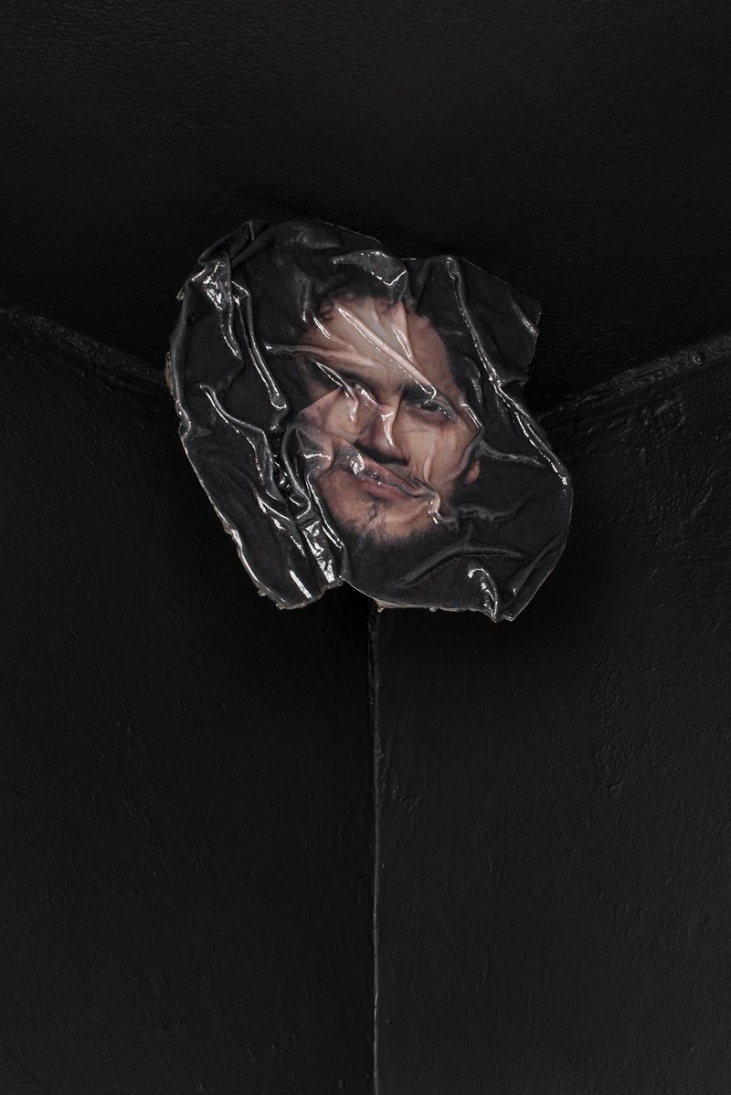 © Tiago Coelho - Photograph printed on fabric and hardened with resin. 45cmx45cmx02cm