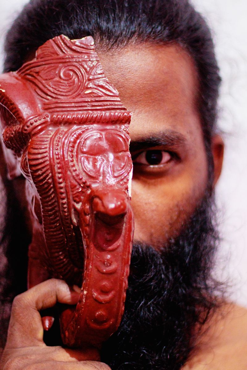 © Thasil Suhara Backer - Image from the Sea of Distress photography project