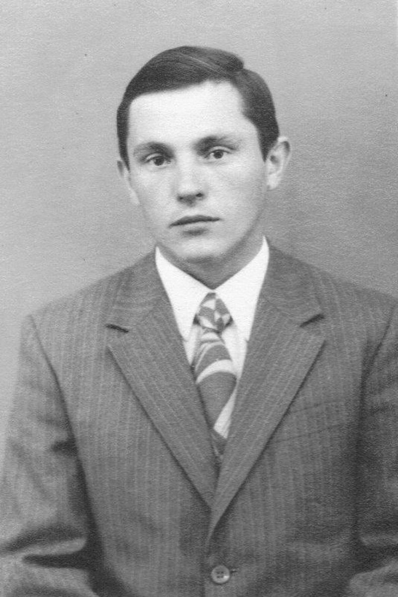 © Marcos Zegers  - Image from the The unknown story of 93 young Chileans who were studying in Russia in 1973 and are stranded there after the coup d’état photography project