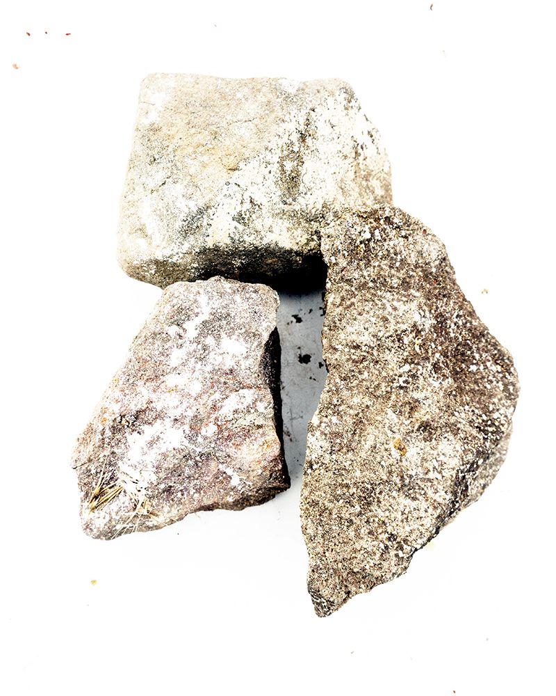 © Merve Terzi - Image from the it flies, invisible - 2019 photography project