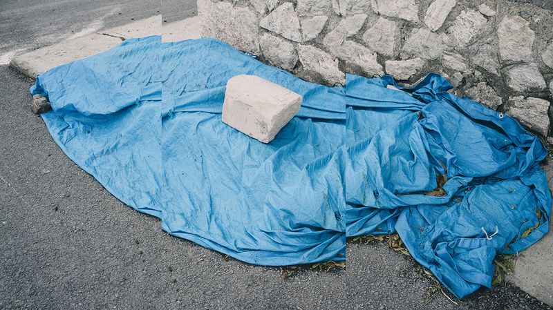 © Merve Terzi - Image from the it flies, invisible - 2019 photography project
